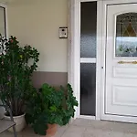 La Pandina Guest house *